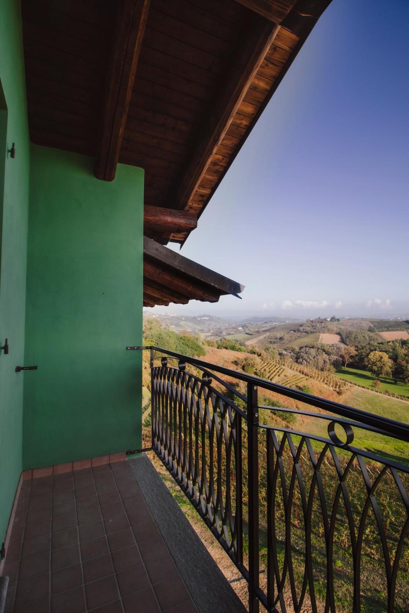 Agriturismo Cascina Reggio Castelnuovo  Екстериор снимка